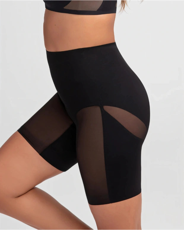 Sublimez Votre Silhouette en Toute Élégance pour Une Confiance Radieuse ! SkimShape™ Short Gainant